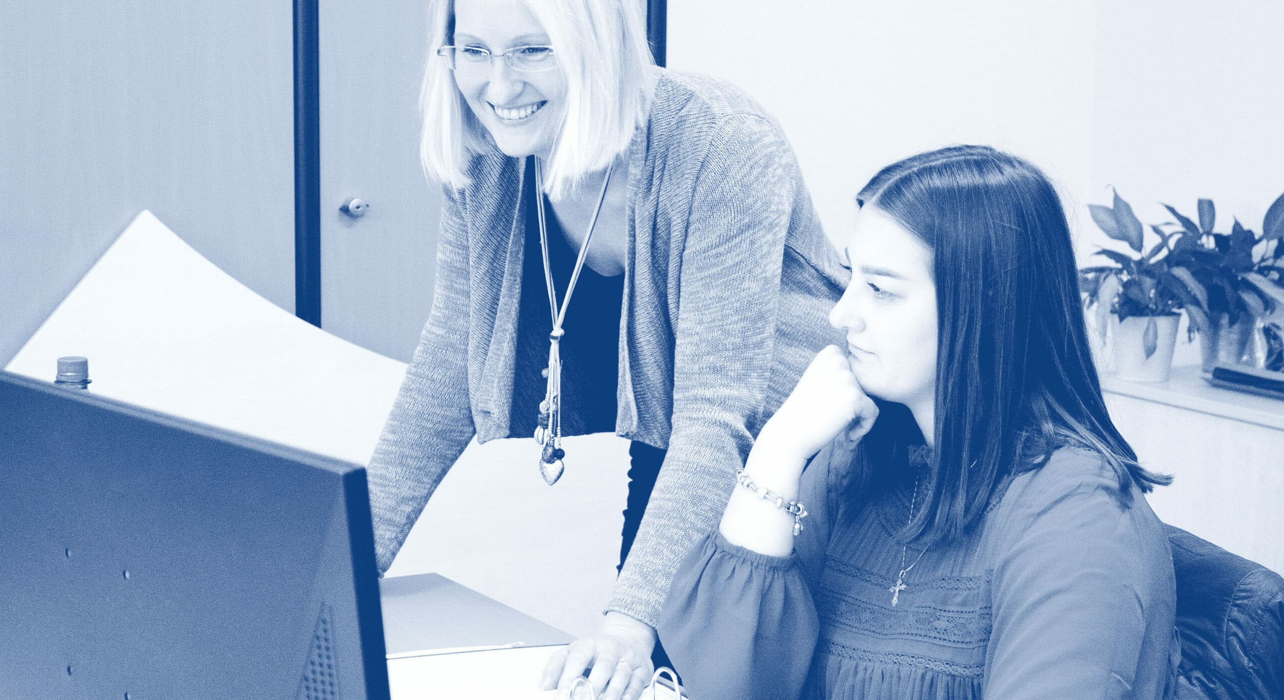 Deine Karriere bei der Plenter und Hiltmann Steuerberatung I Begeistertes Team ✓Moderne Einrichtungen ✓ Gelebte Feedbackkultur ✓ / Ausbildung Kauffrau für Büromanagement (m/w/d)
